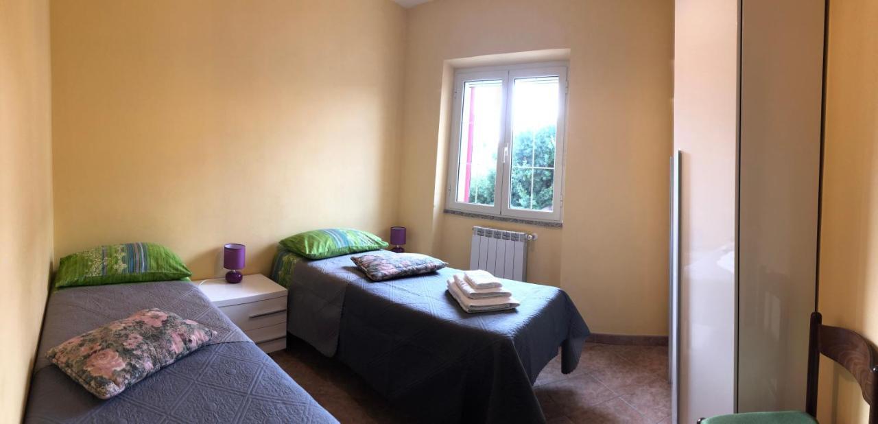 Appartamento In Villa Andreina Орозеи Екстериор снимка
